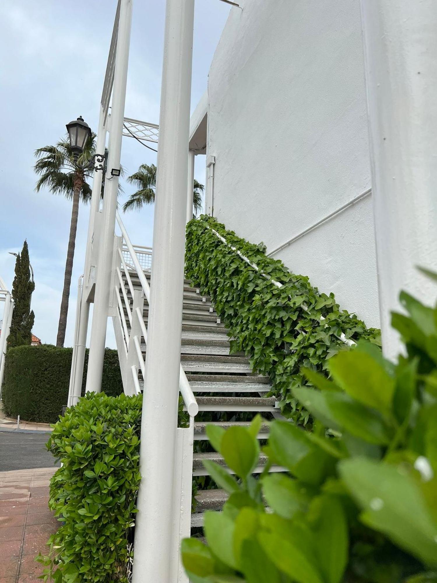 Hospedium Hotel Blu Torre De Sevilla Torre de la Reina Buitenkant foto